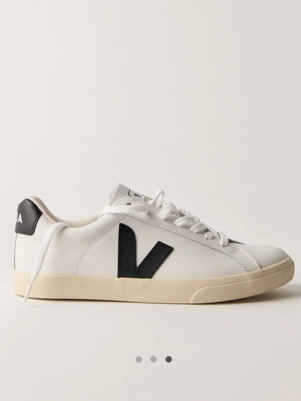 Veja Women’s Esplar Rubber-Trimmed Leather Sneakers. Size 9. - Picture 3 of 11